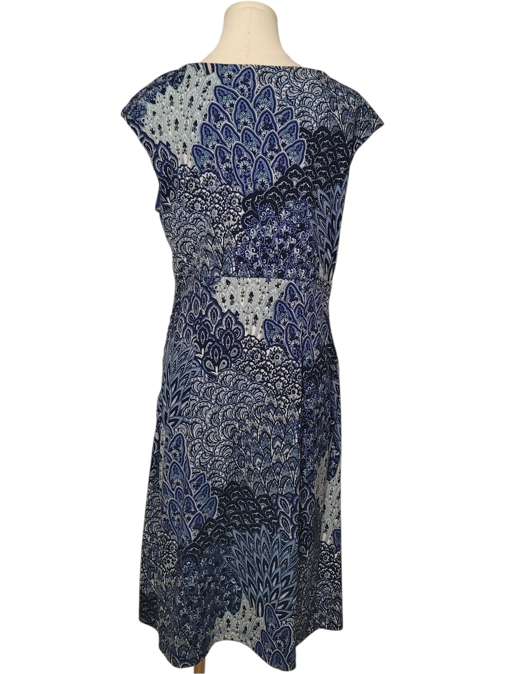CONNECTED APPAREL - Size 14 Blue Patterned Cap Sleeve Dress - Picture 7 of 7
